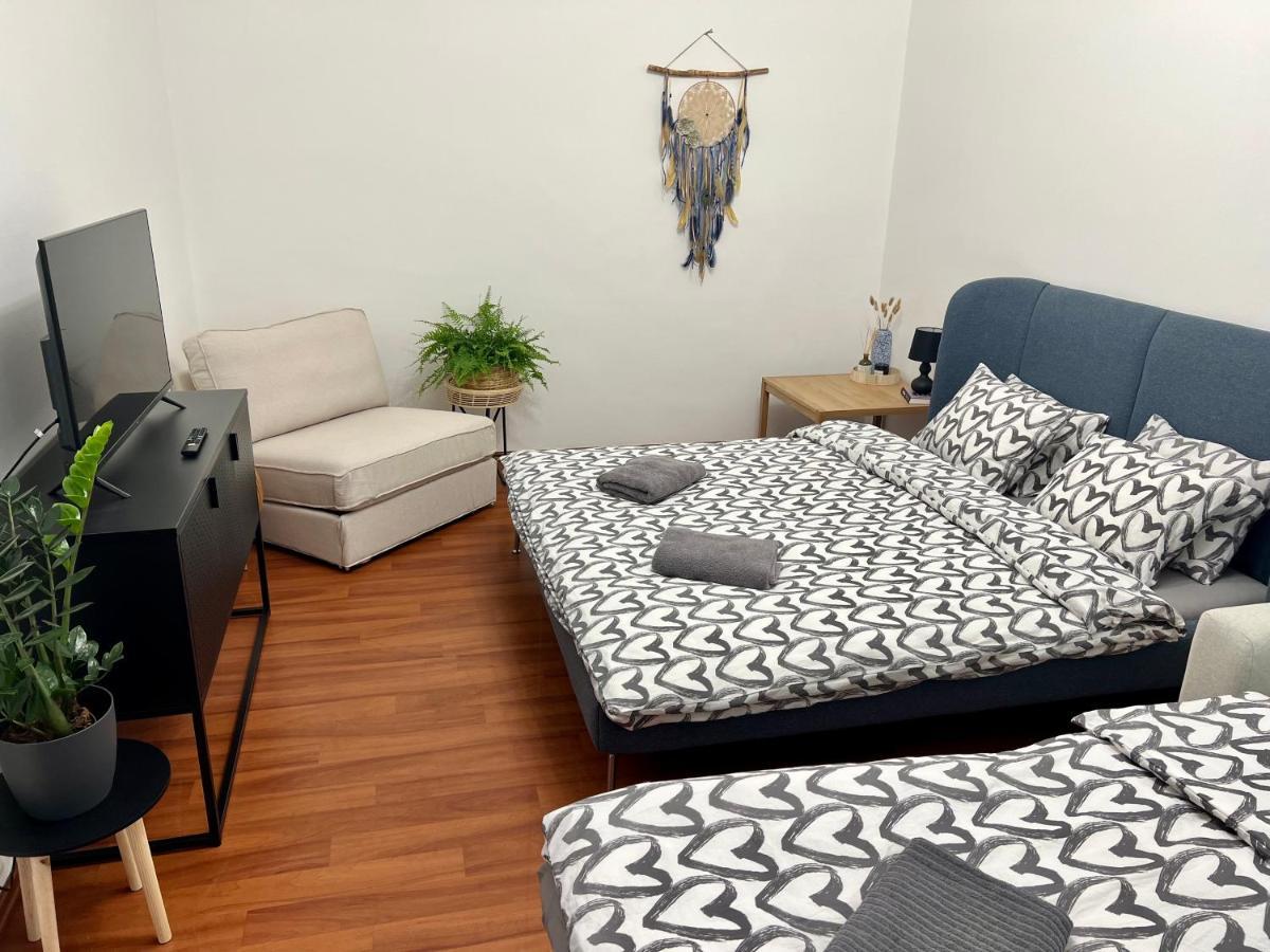 Susilova 14 Apartments IV เจรรอฟ ภายนอก รูปภาพ